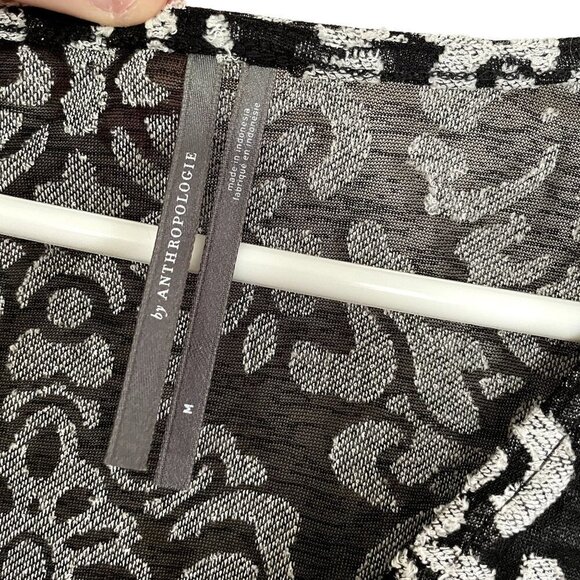 Anthropologie black and white floral vintage style ruffled v-neck blouse - Picture 5 of 8